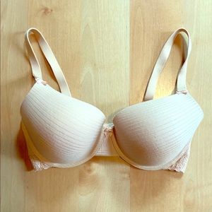 NWOT Felina Aubrie Seamless Convertible Bra 32DDD